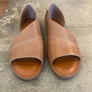 Sole society Colvin shoe/sandal!!😍